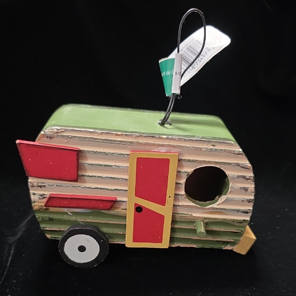 Colorful Camper Birdhouse